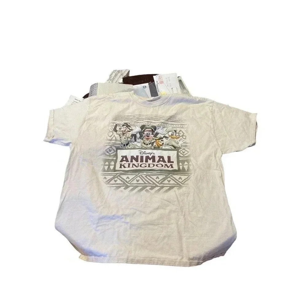 preowned hanes beefy t-shirts 2xl mickey and gang